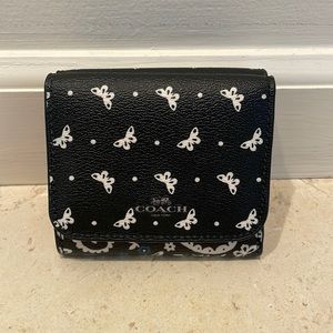 NEW- Coach trifold compact wallet